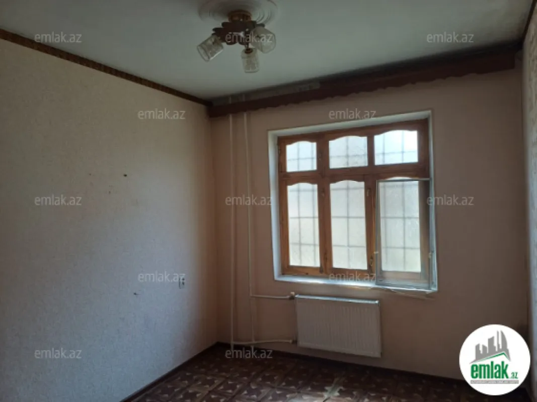 Satılır 3 otaqlı köhnə tikili 70 m²