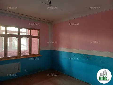 Satılır 3 otaqlı köhnə tikili 70 m²