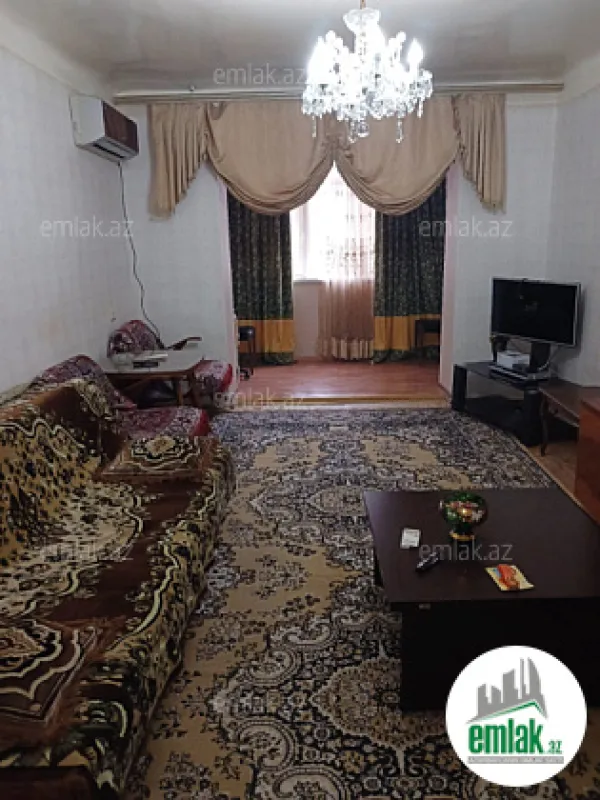 Satılır 3 otaqlı köhnə tikili 70 m²