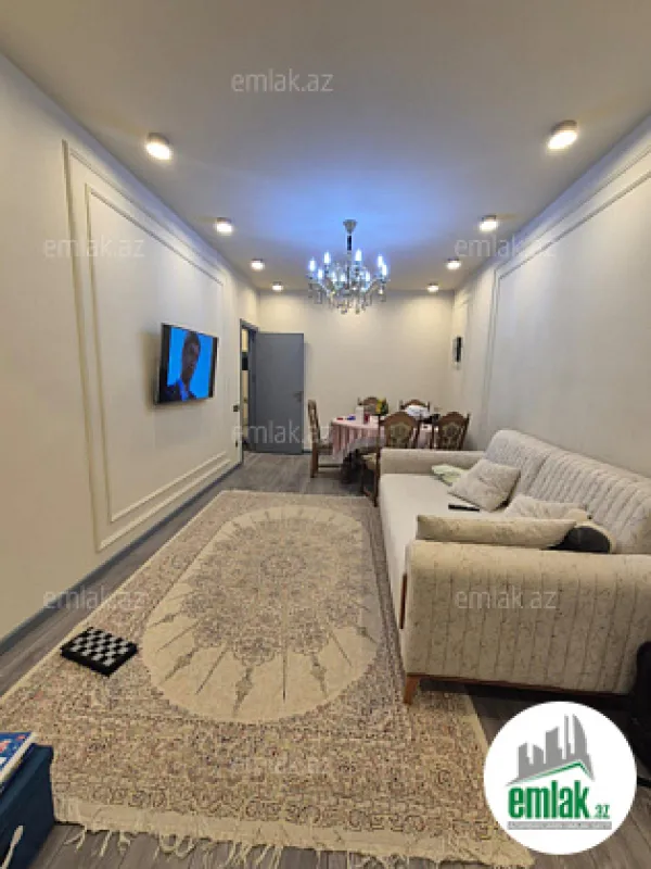 Satılır 2 otaqlı köhnə tikili 70 m²