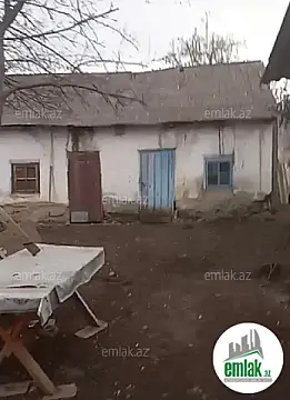 Satılır 3 otaqlı köhnə tikili 90 m² — Bakı 3 otaq 90.00 m²