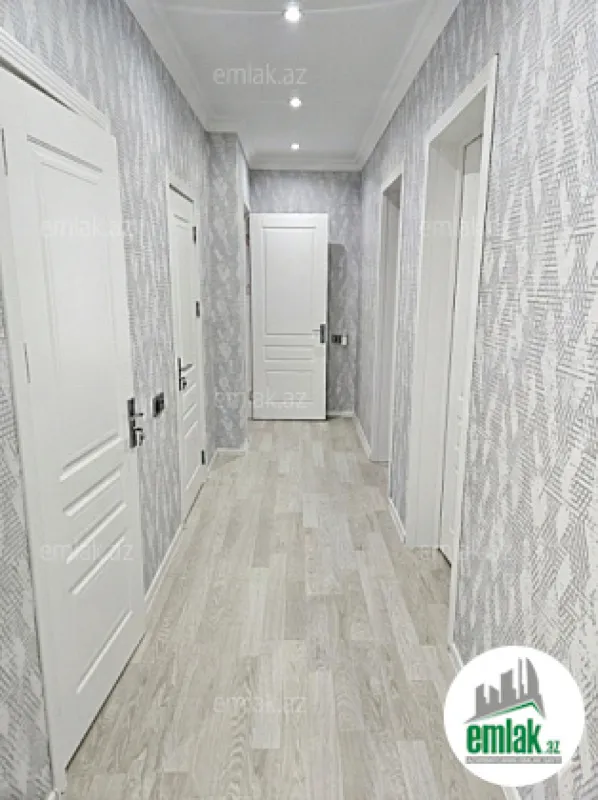 Satılır 4 otaqlı həyət evi 200 m²