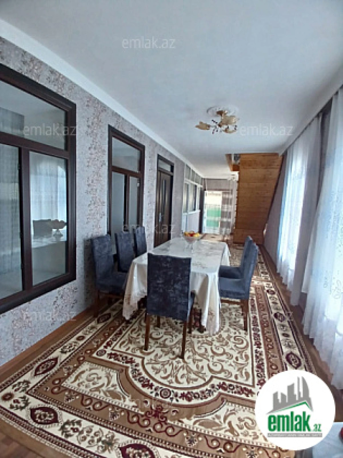 Satılır 5 otaqlı həyət evi 200 m²