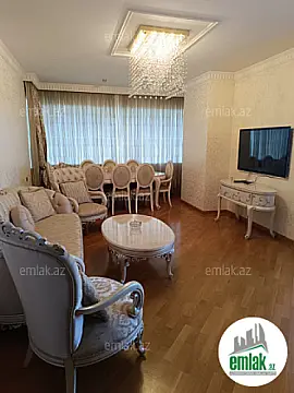 Satılır 3 otaqlı yeni tikili 130 m² — Bakı 3 otaq 130.00 m²