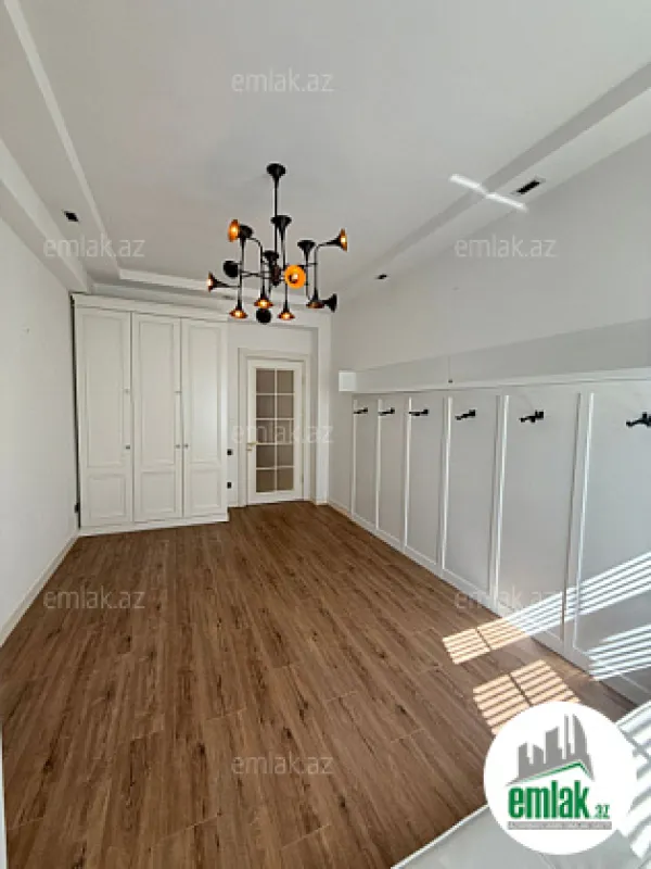 Satılır 4 otaqlı yeni tikili 157 m²