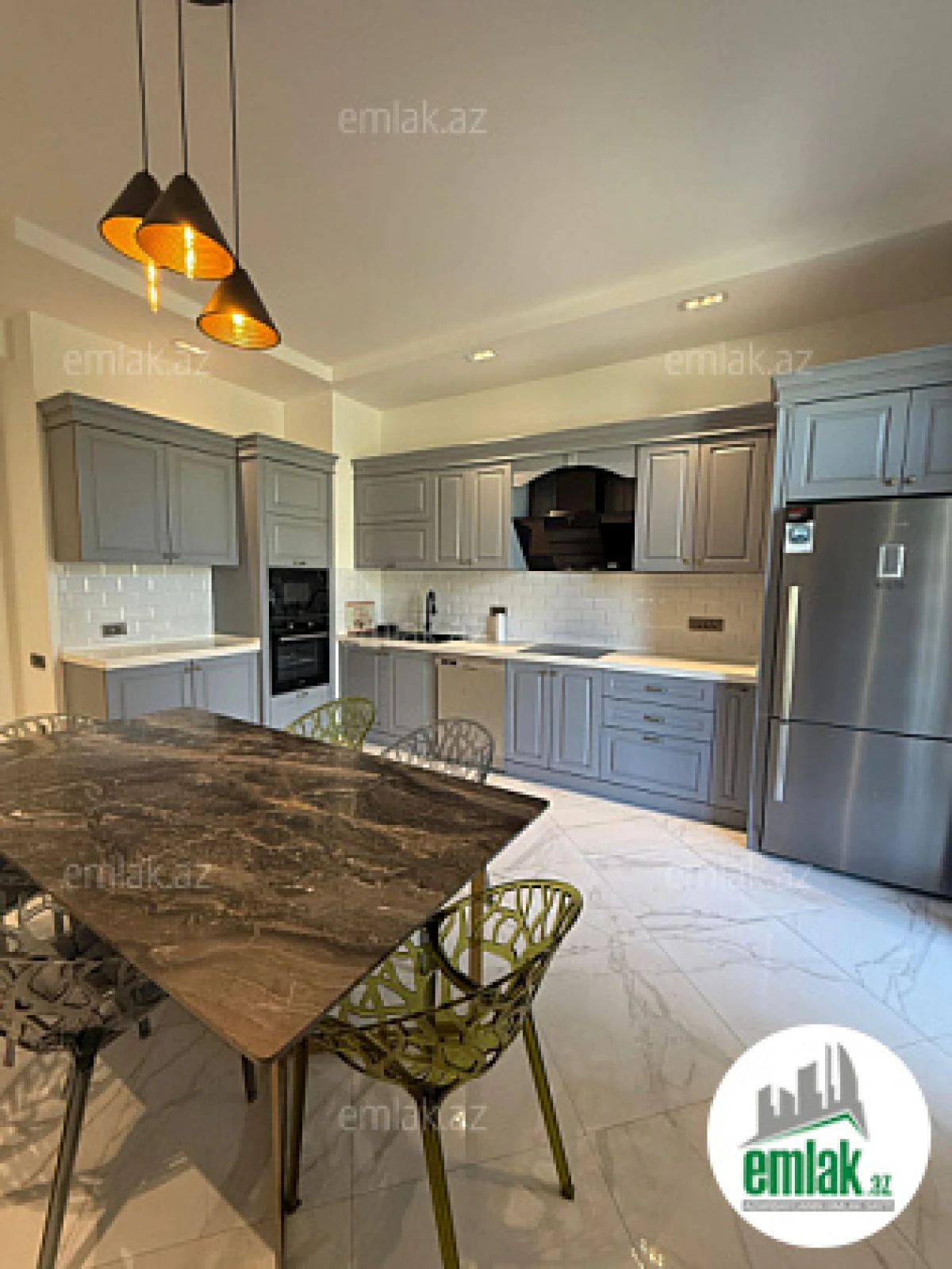 Satılır 4 otaqlı yeni tikili 157 m²