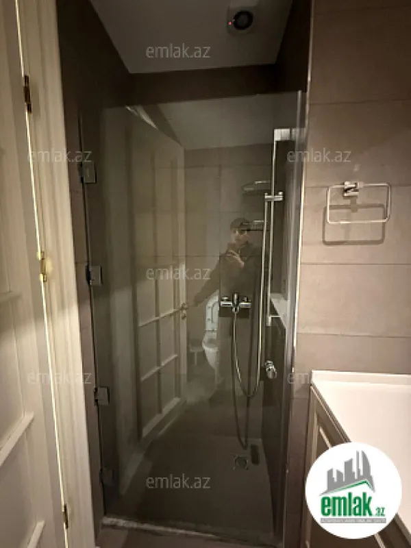 Satılır 4 otaqlı yeni tikili 157 m²