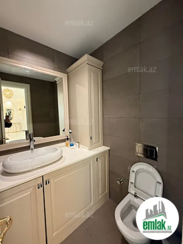 Satılır 4 otaqlı yeni tikili 157 m²