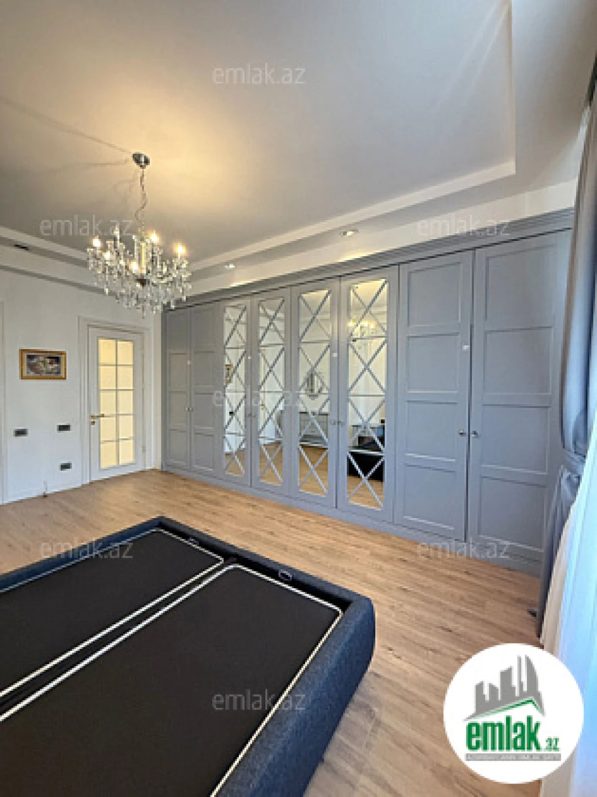 Satılır 4 otaqlı yeni tikili 157 m²