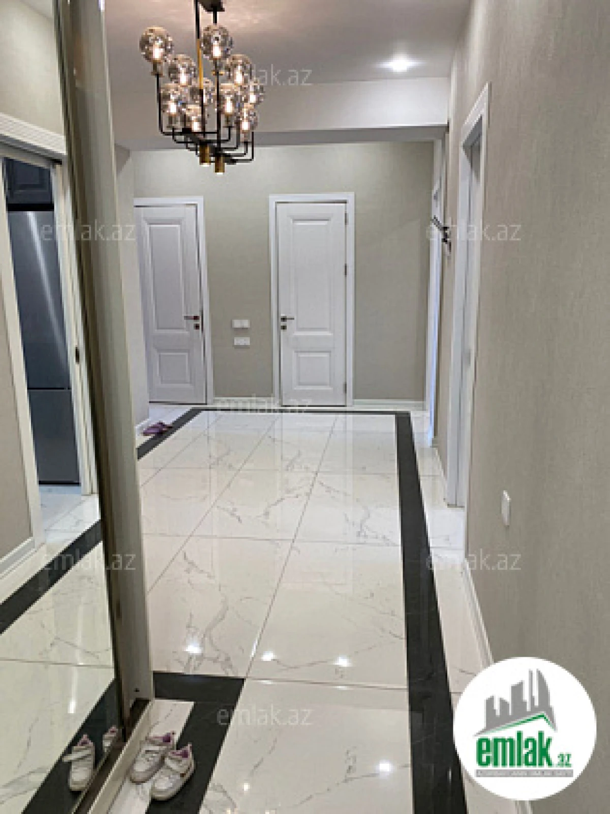 Satılır 3 otaqlı yeni tikili 113 m²