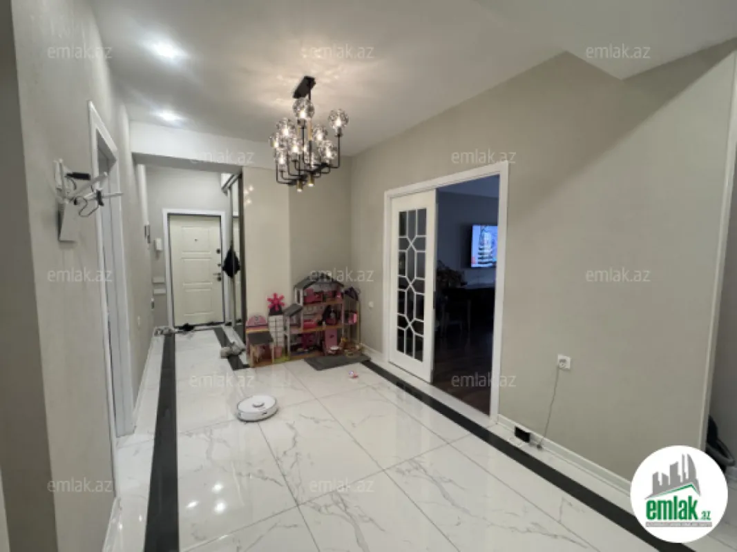 Satılır 3 otaqlı yeni tikili 113 m²