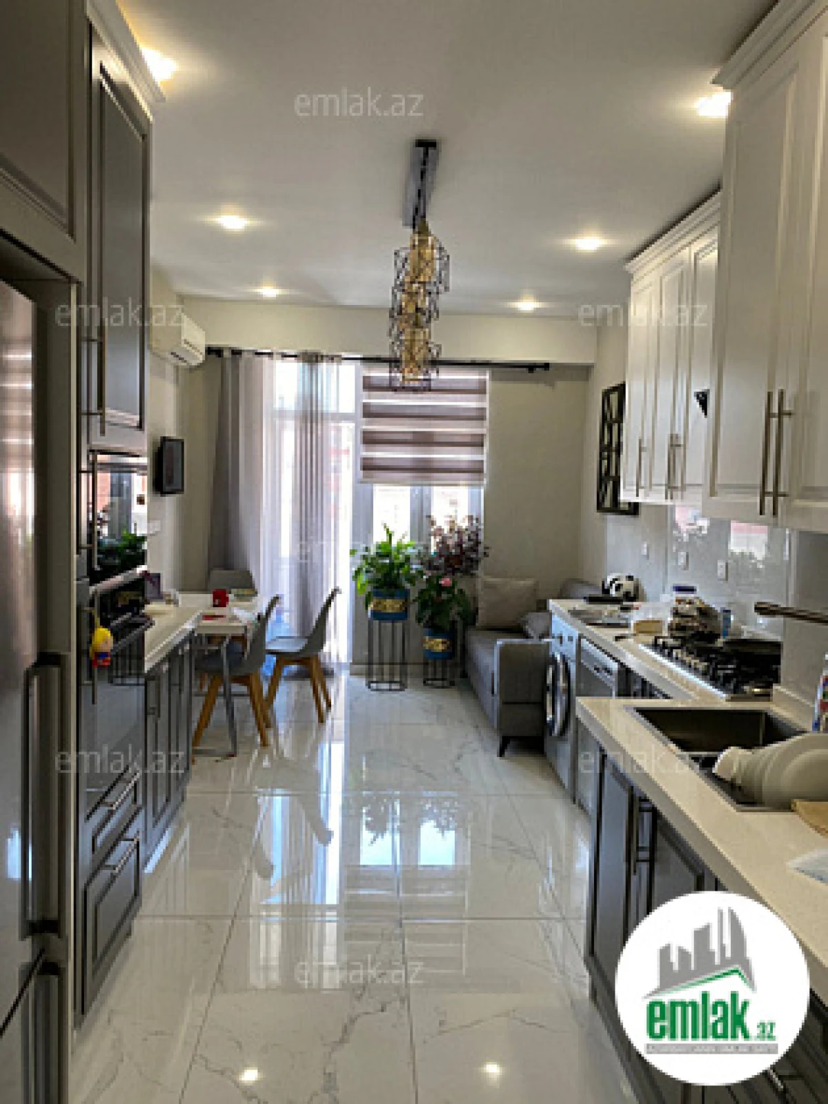 Satılır 3 otaqlı yeni tikili 113 m²