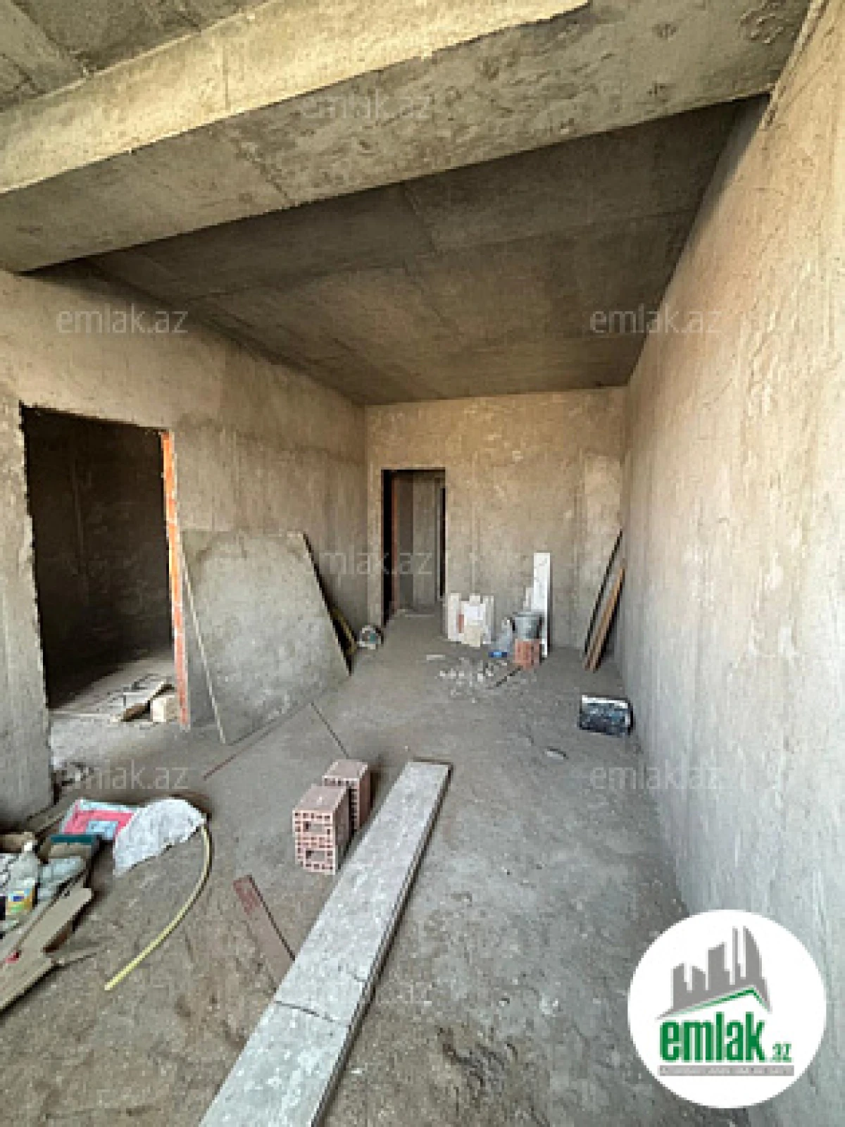 Satılır 2 otaqlı yeni tikili 75 m²