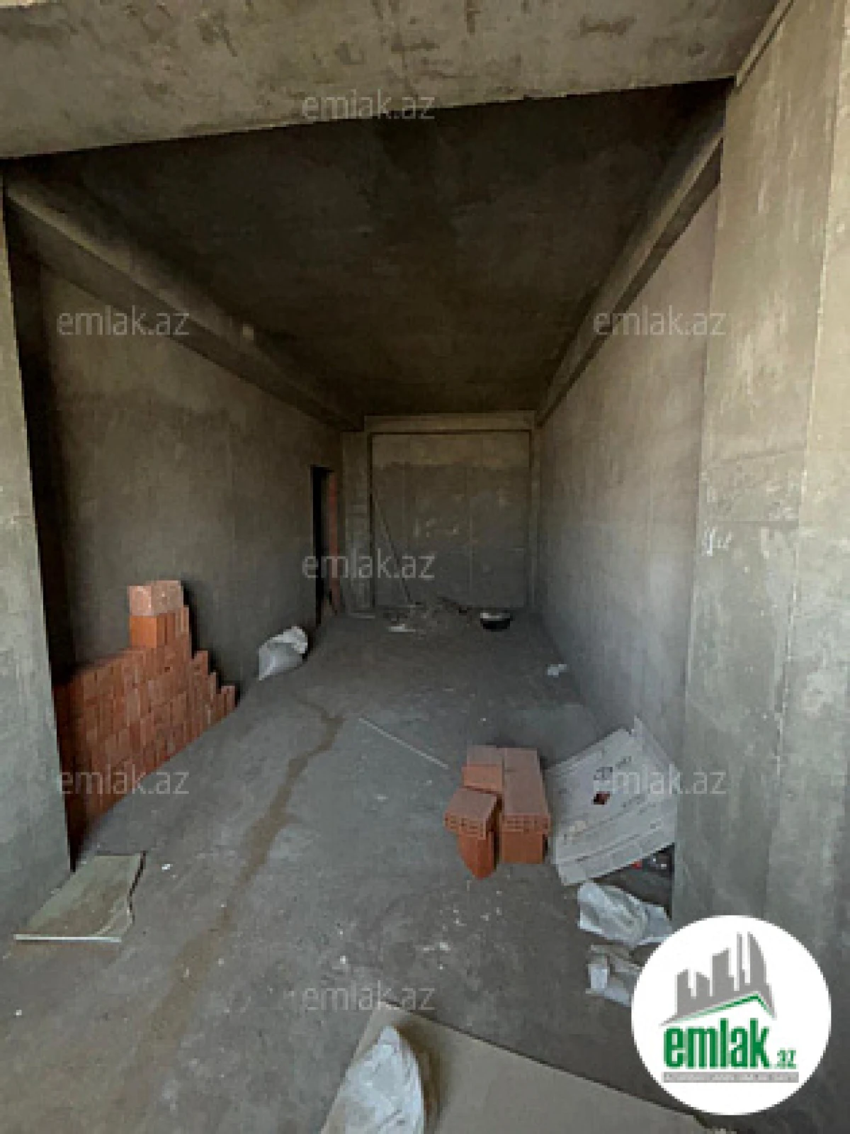 Satılır 2 otaqlı yeni tikili 75 m²