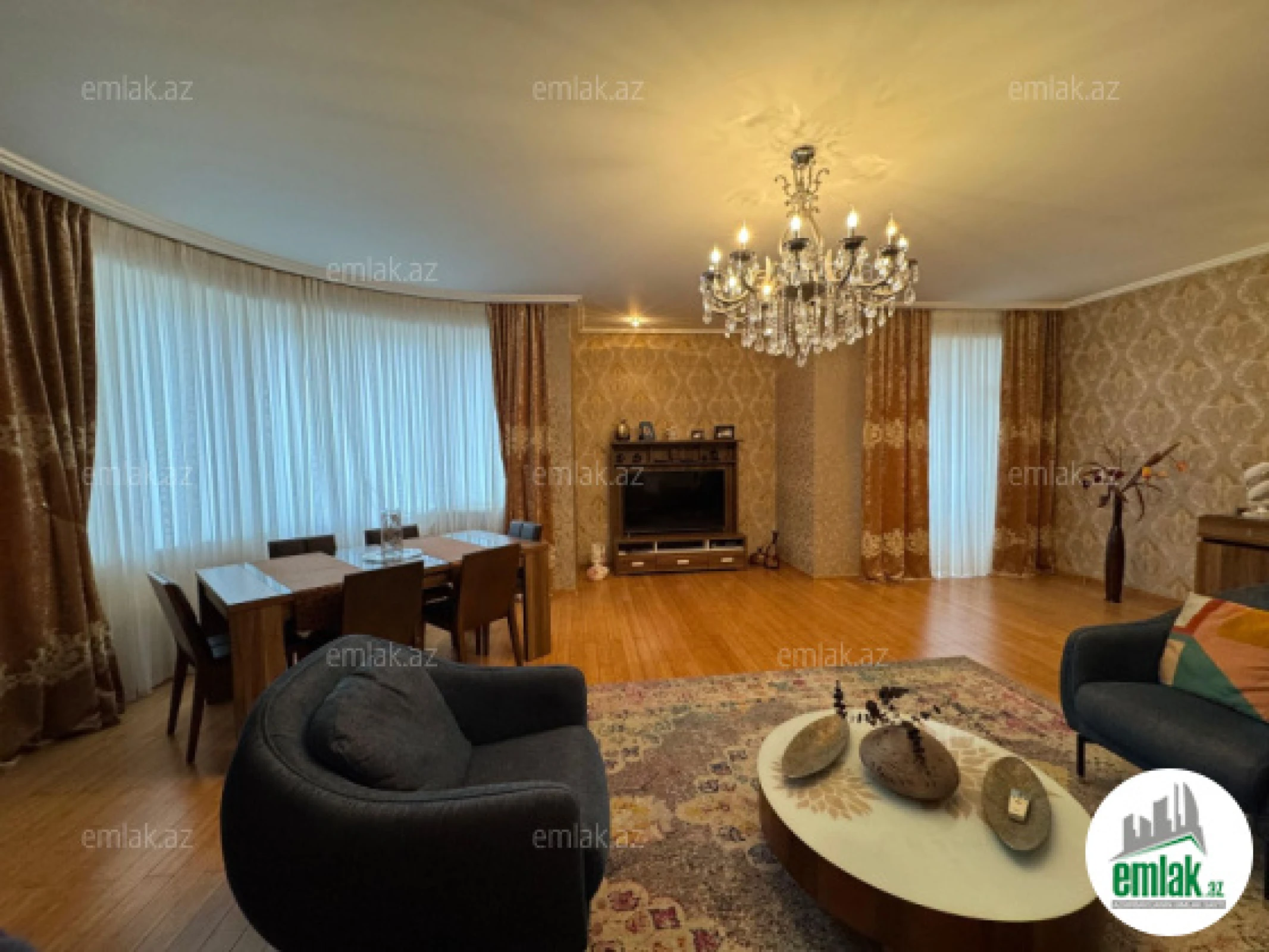 Satılır 4 otaqlı yeni tikili 206 m²