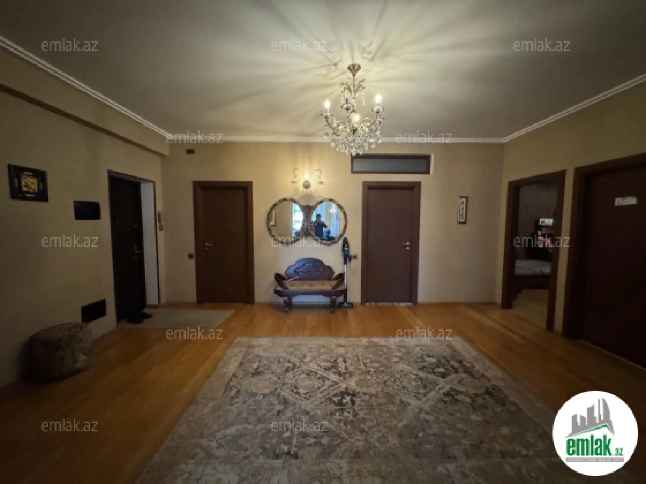 Satılır 4 otaqlı yeni tikili 206 m²