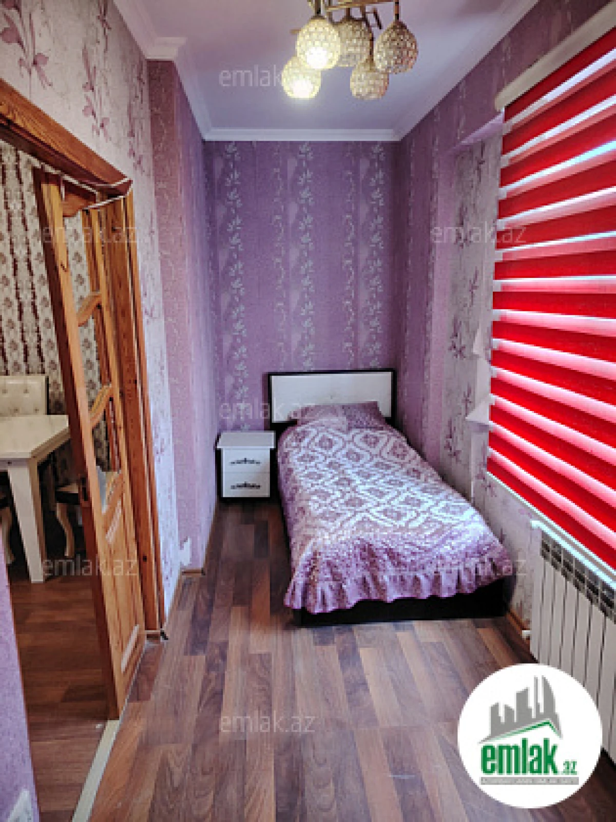 Satılır 1 otaqlı köhnə tikili 42 m²