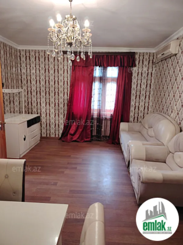 Satılır 1 otaqlı köhnə tikili 42 m²