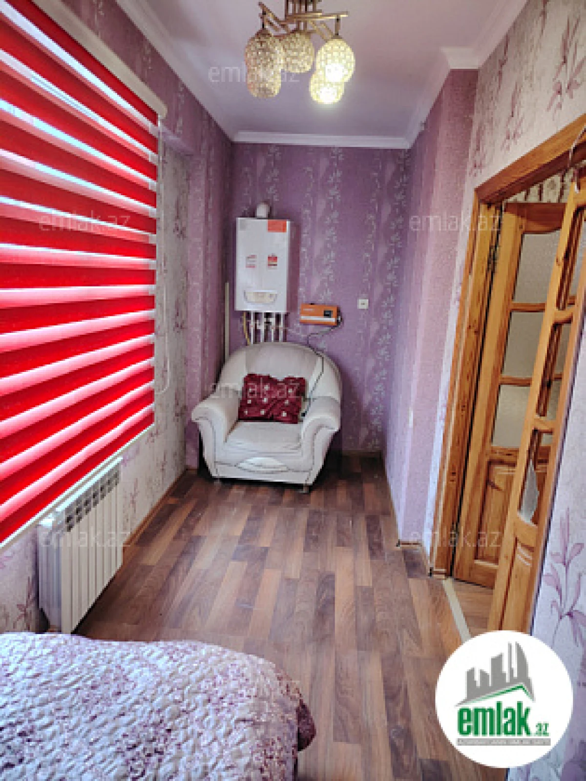 Satılır 1 otaqlı köhnə tikili 42 m²