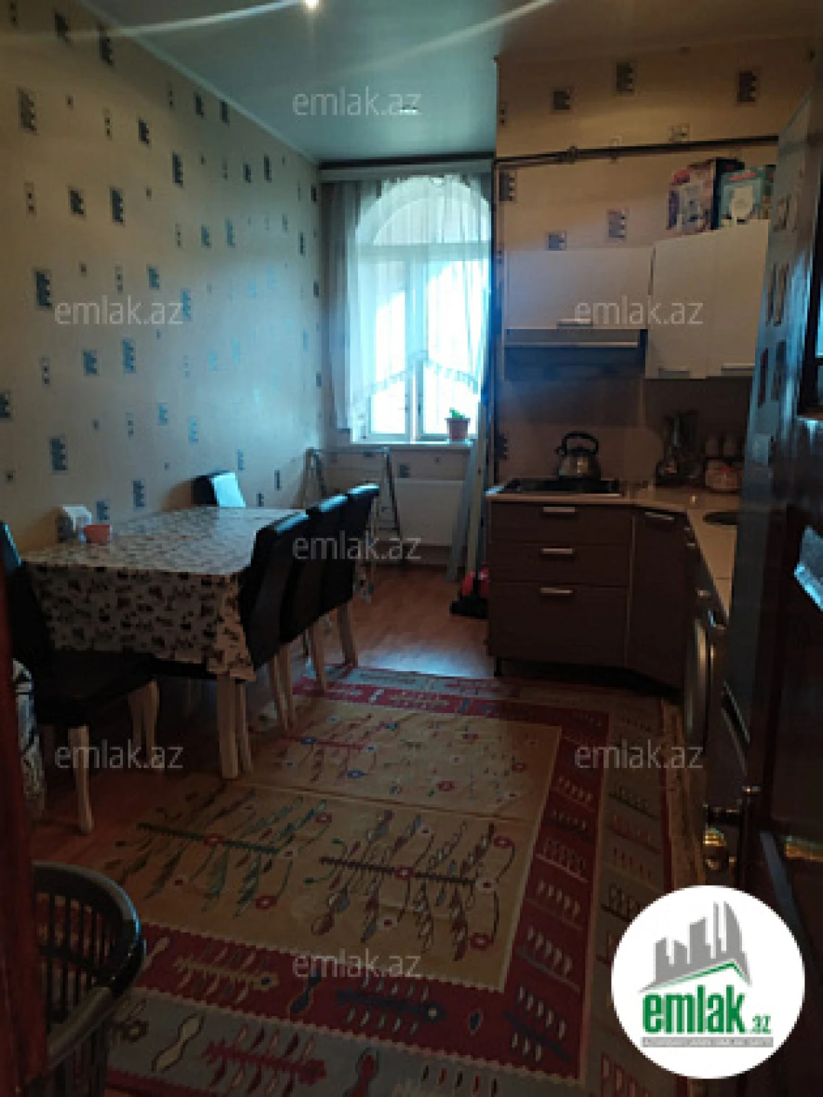 Satılır 7 otaqlı həyət evi 255 m²