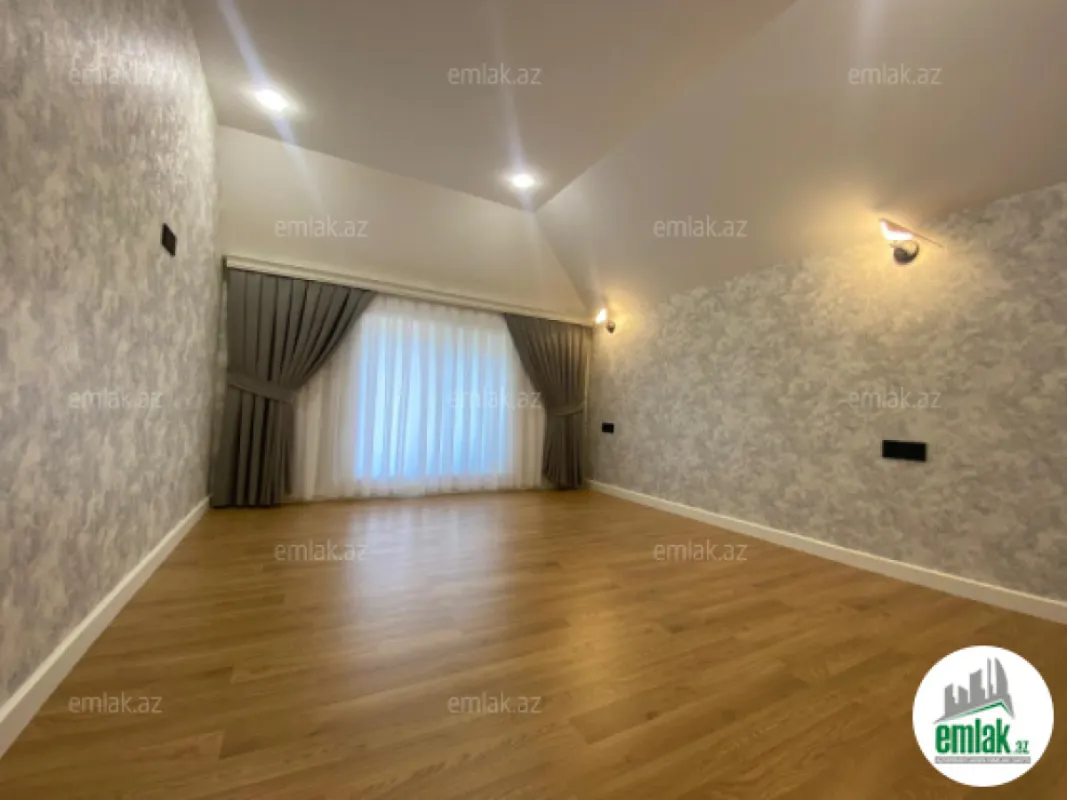Satılır 6 otaqlı həyət evi 220 m²