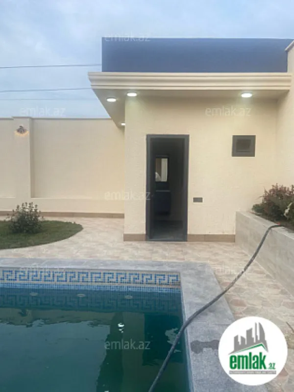 Satılır 6 otaqlı həyət evi 220 m²
