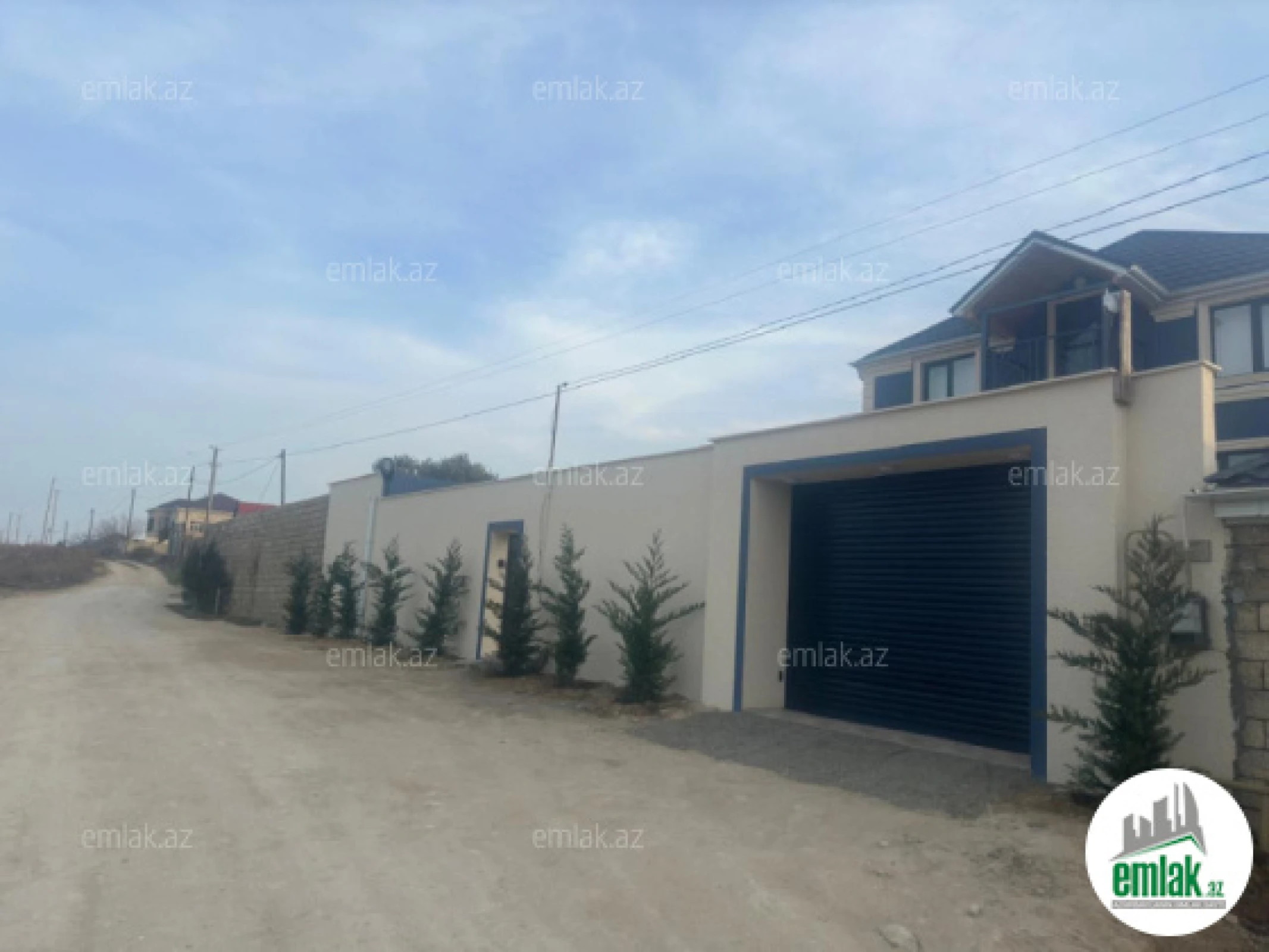 Satılır 6 otaqlı həyət evi 220 m²