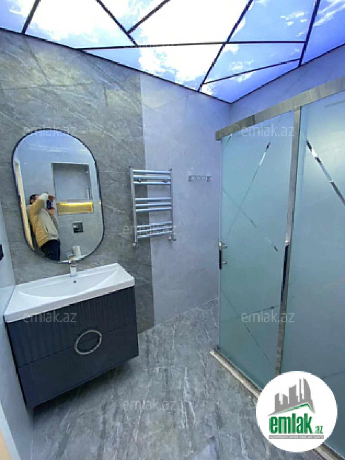 Satılır 6 otaqlı həyət evi 220 m²