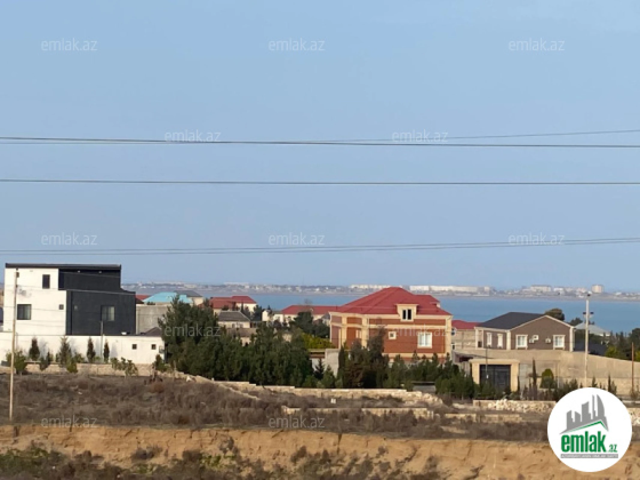 Satılır 6 otaqlı həyət evi 220 m²