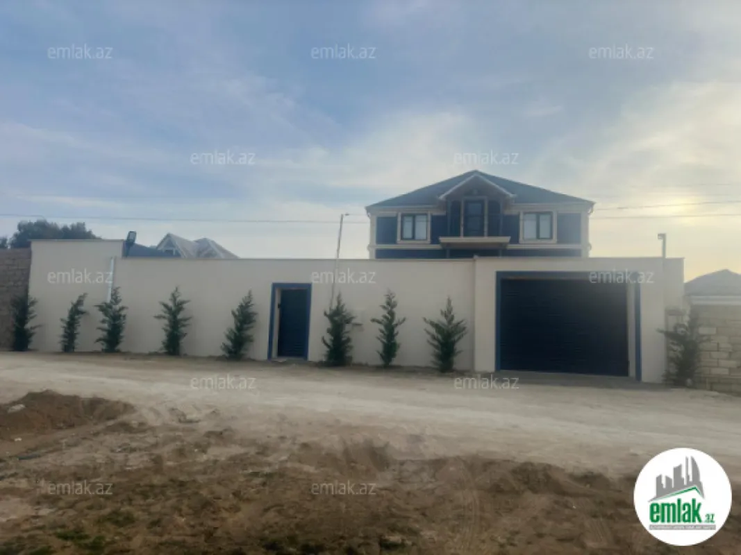 Satılır 6 otaqlı həyət evi 220 m²