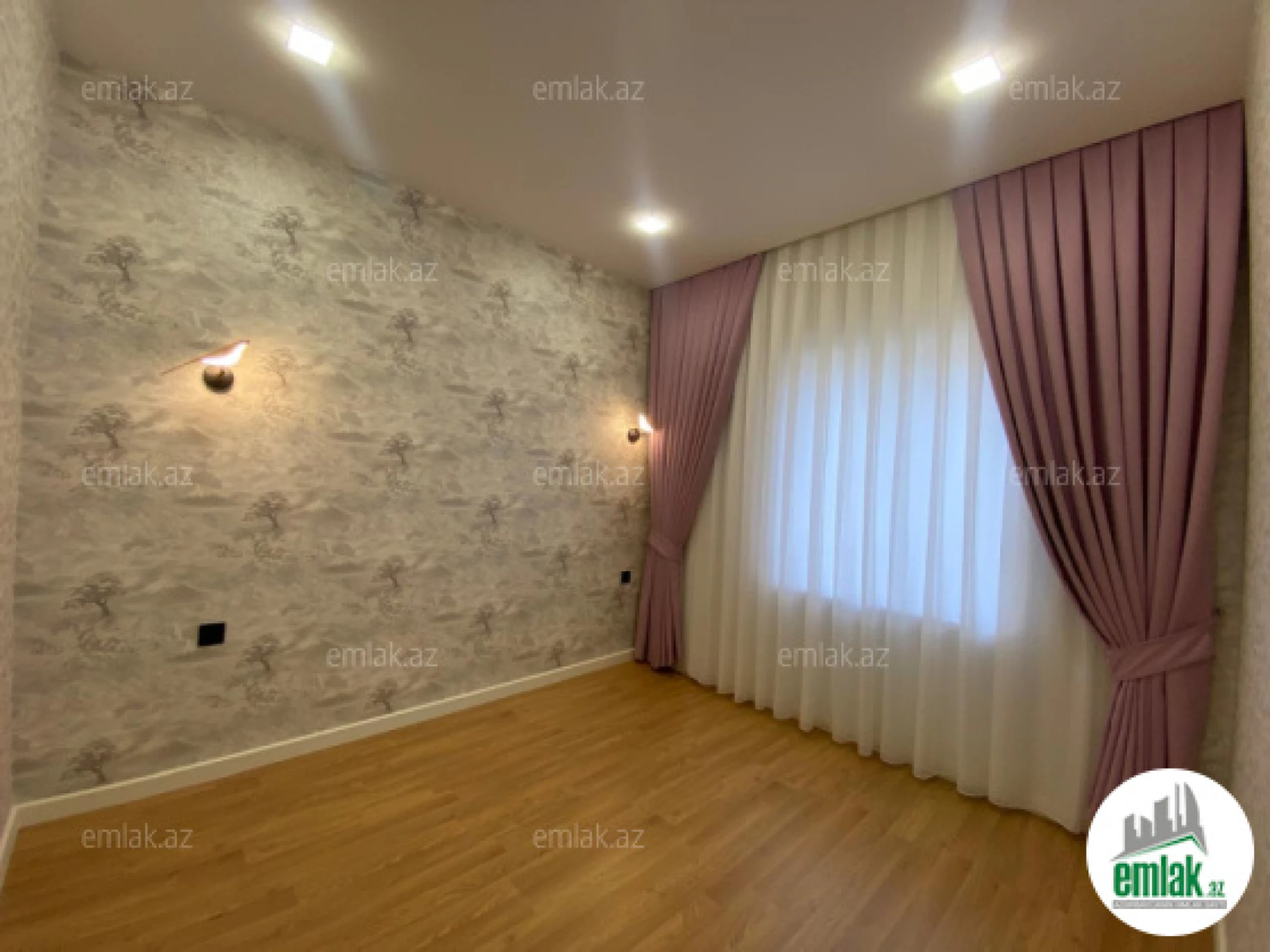 Satılır 6 otaqlı həyət evi 220 m²