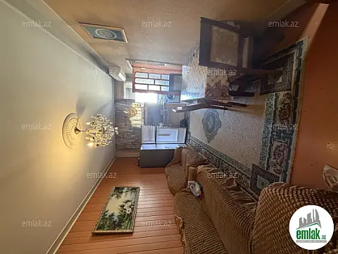 Satılır 3 otaqlı köhnə tikili 55 m²