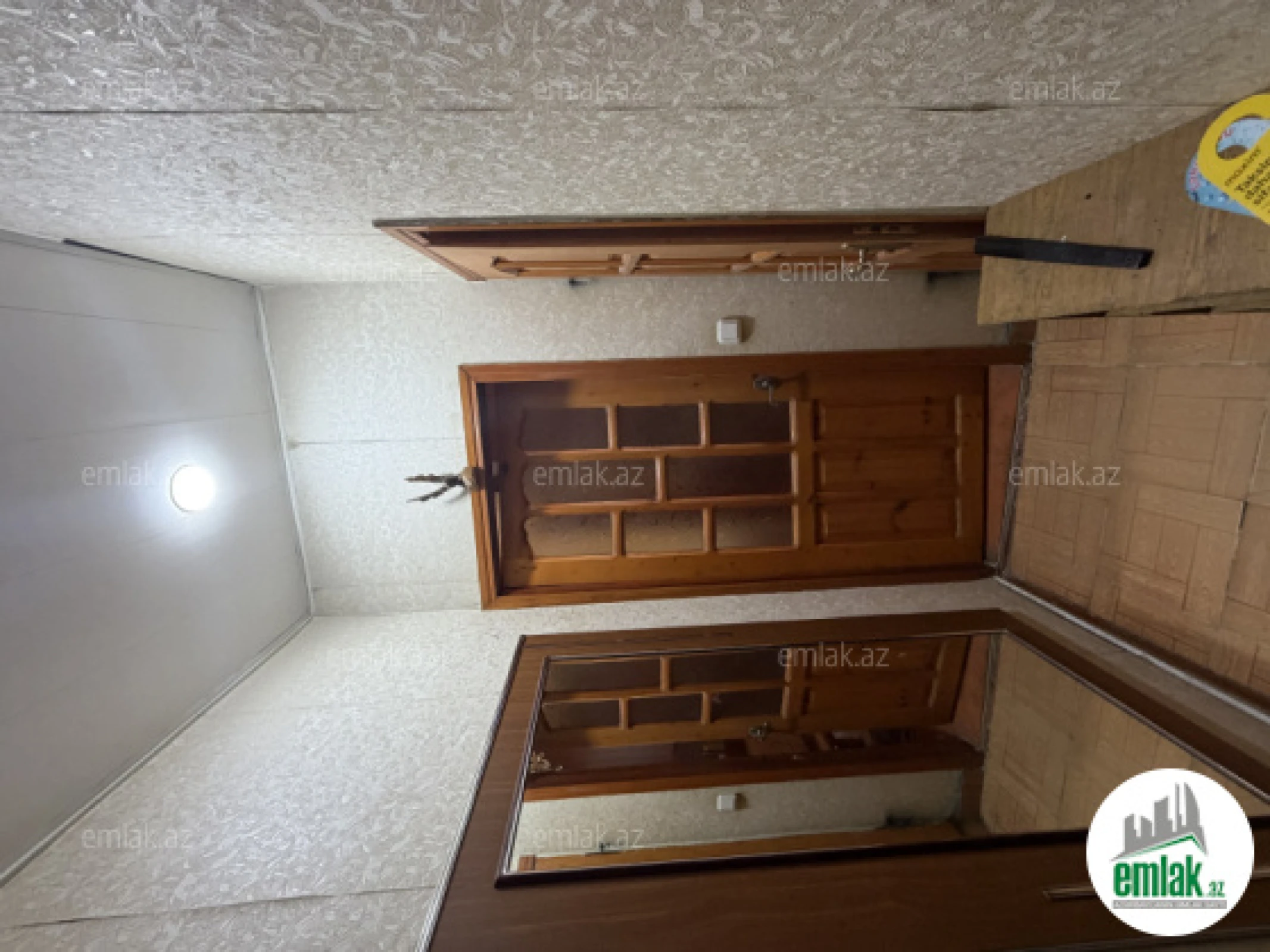 Satılır 3 otaqlı köhnə tikili 55 m²