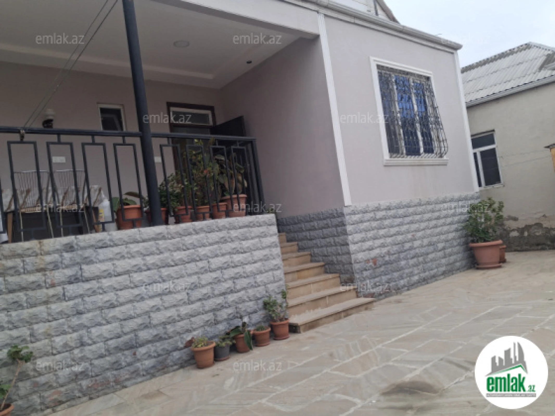 Satılır 4 otaqlı həyət evi 125 m²
