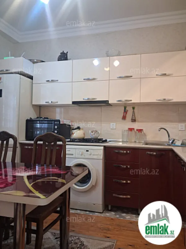 Satılır 4 otaqlı həyət evi 125 m²