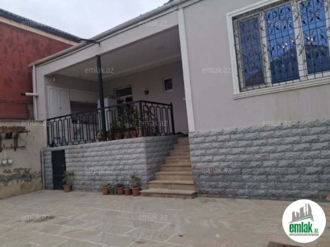 Satılır 4 otaqlı həyət evi 125 m²