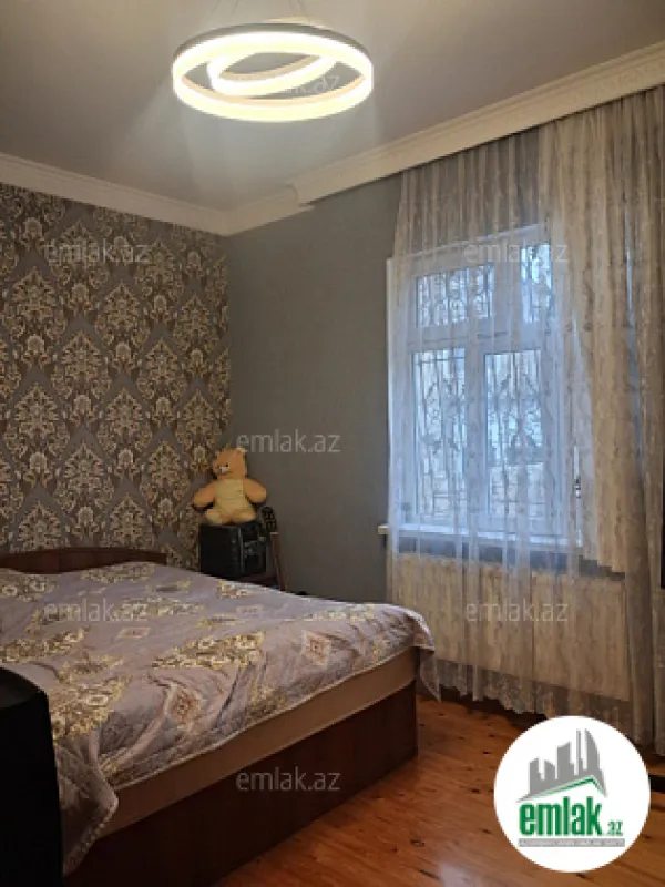 Satılır 4 otaqlı həyət evi 125 m²