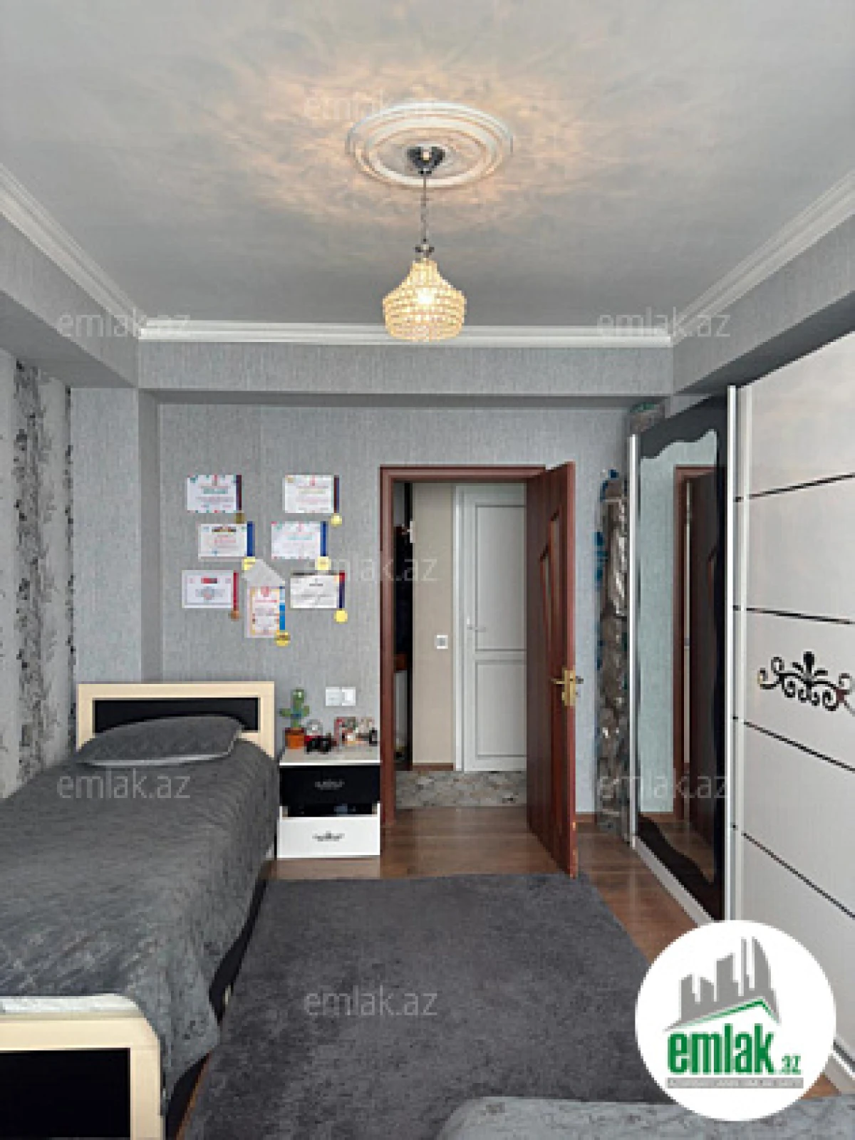 Satılır 3 otaqlı yeni tikili 72 m²