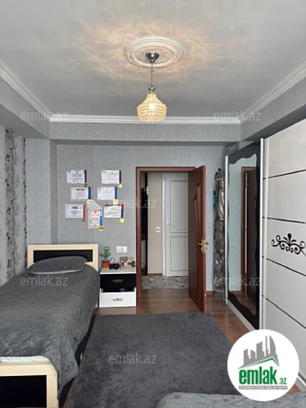 Satılır 3 otaqlı yeni tikili 72 m²