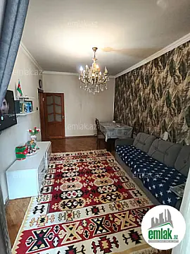 Satılır 3 otaqlı köhnə tikili 60 m²