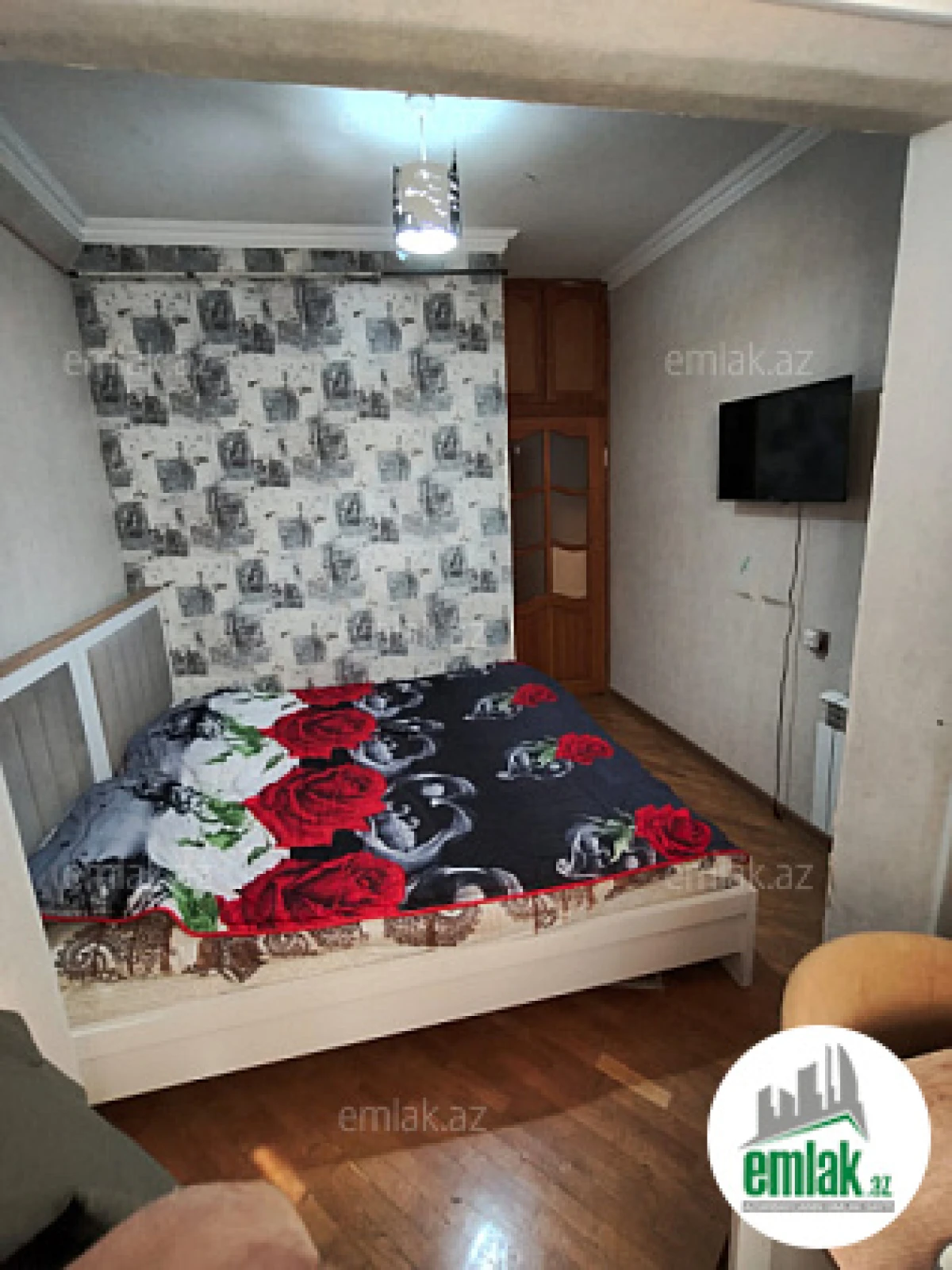 Satılır 3 otaqlı köhnə tikili 60 m²