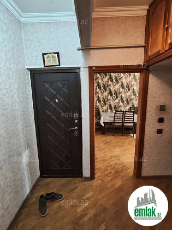 Satılır 3 otaqlı köhnə tikili 60 m²