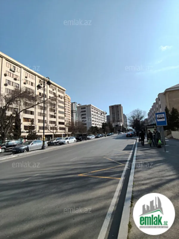 Satılır 3 otaqlı köhnə tikili 60 m²