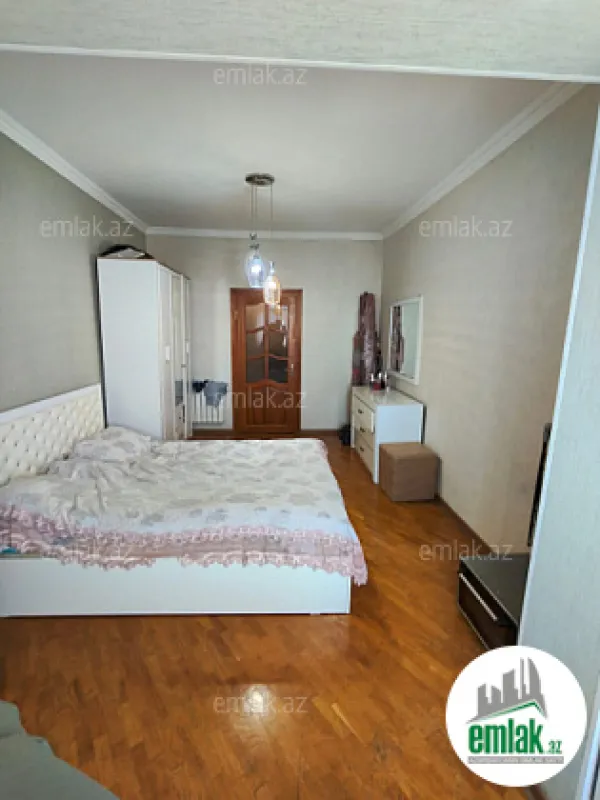 Satılır 3 otaqlı köhnə tikili 60 m²