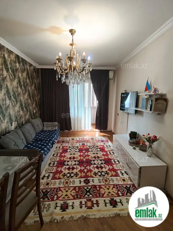 Satılır 3 otaqlı köhnə tikili 60 m²
