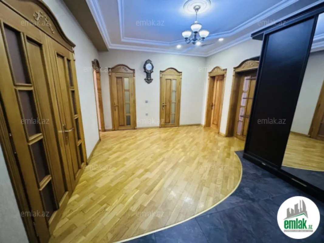 Satılır 3 otaqlı yeni tikili 118 m²