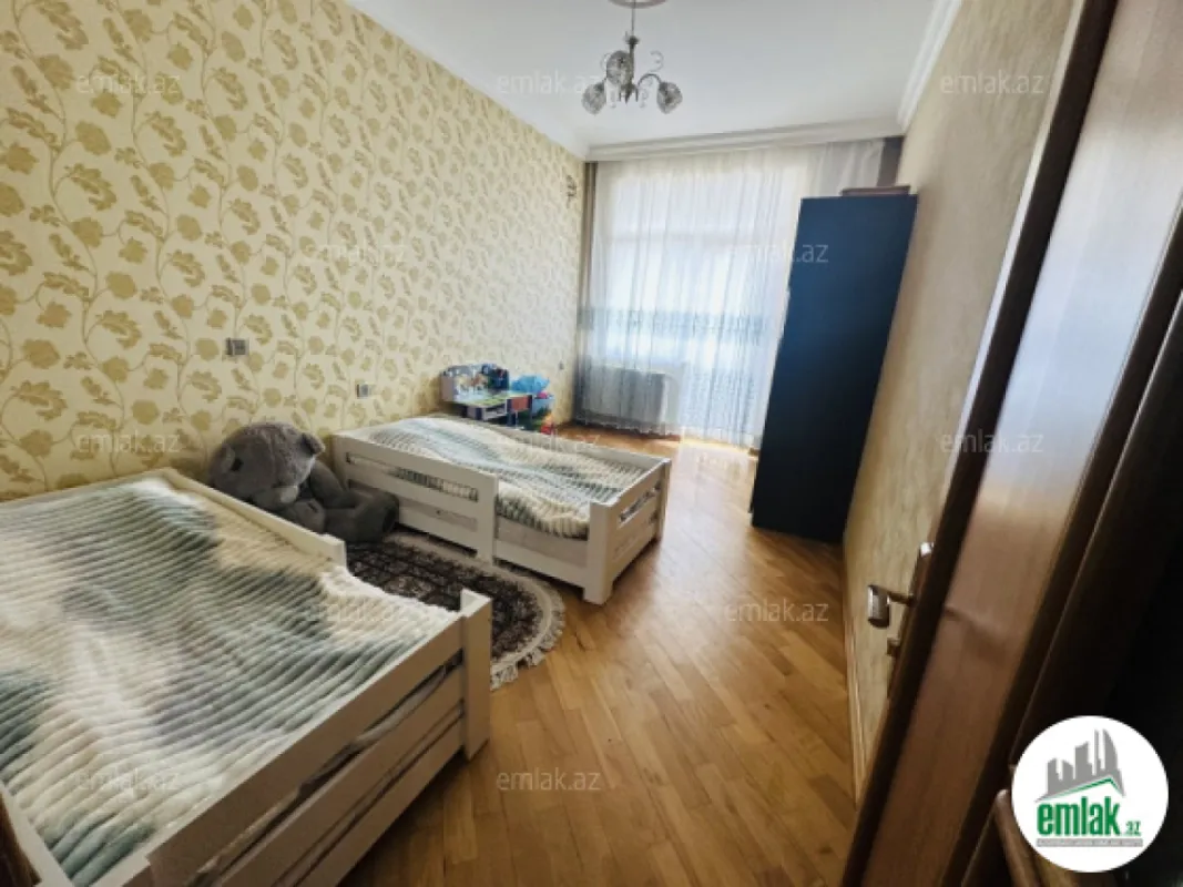 Satılır 3 otaqlı yeni tikili 118 m²