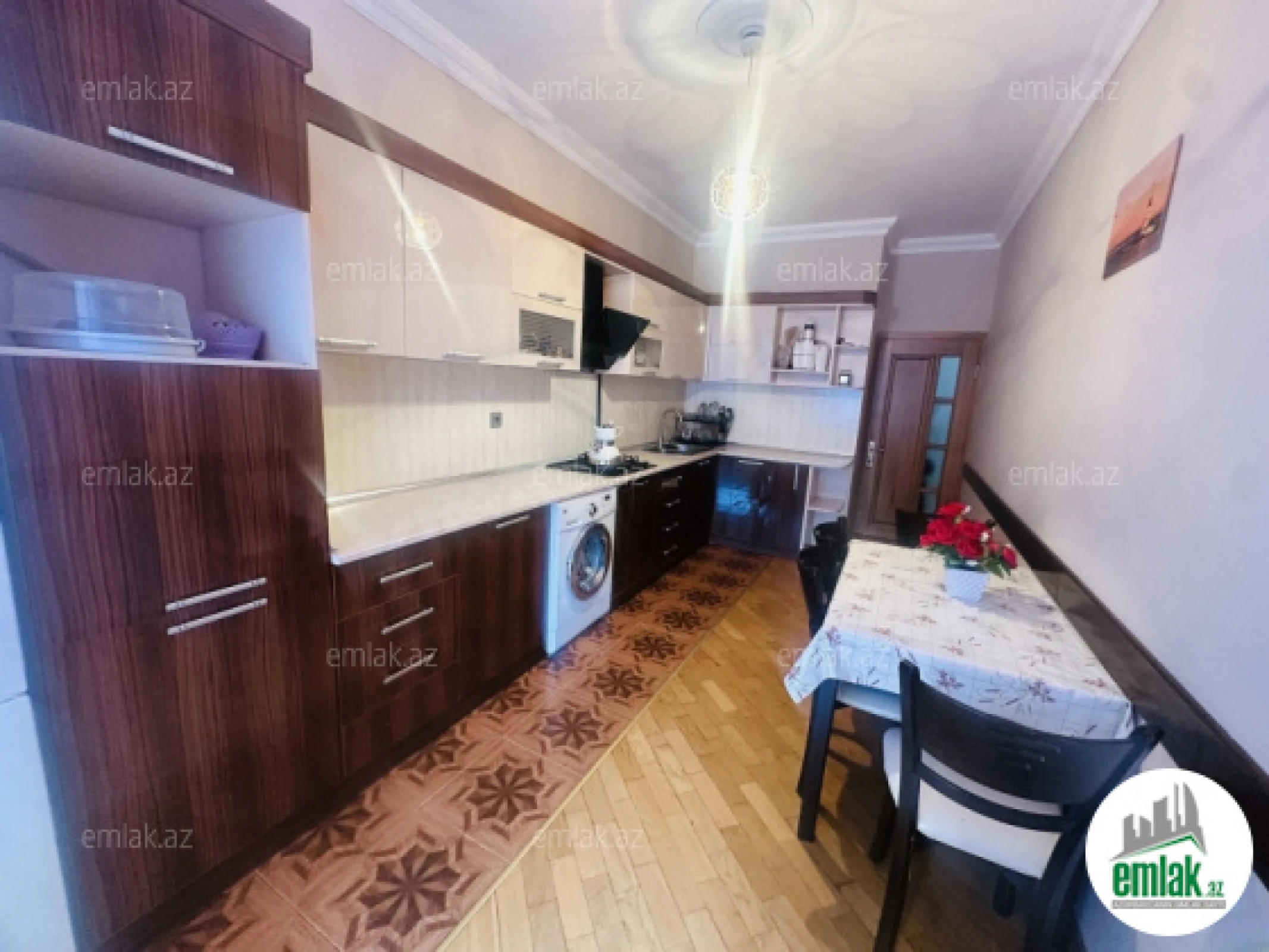 Satılır 3 otaqlı yeni tikili 118 m²