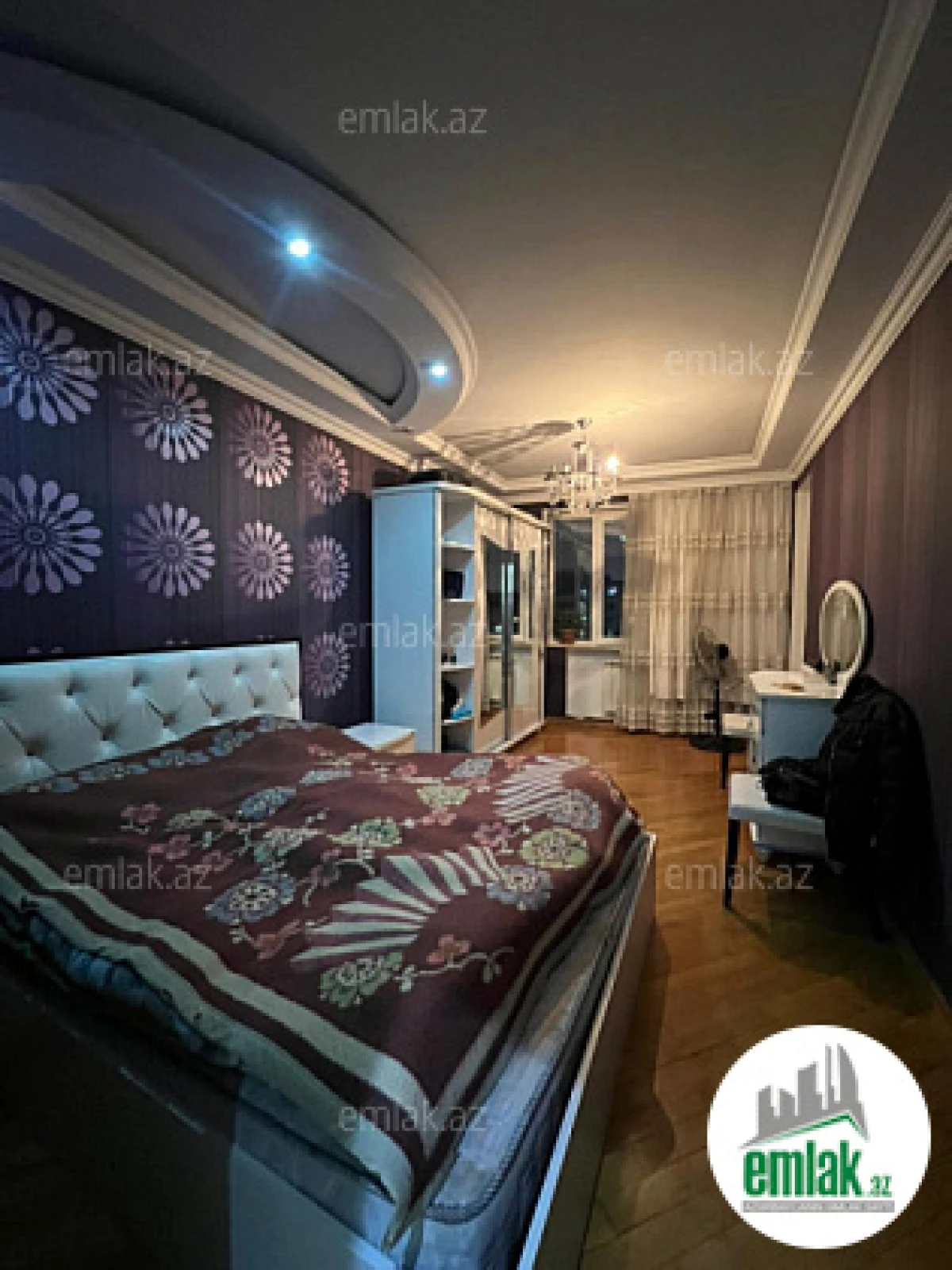 Satılır 3 otaqlı yeni tikili 115 m²