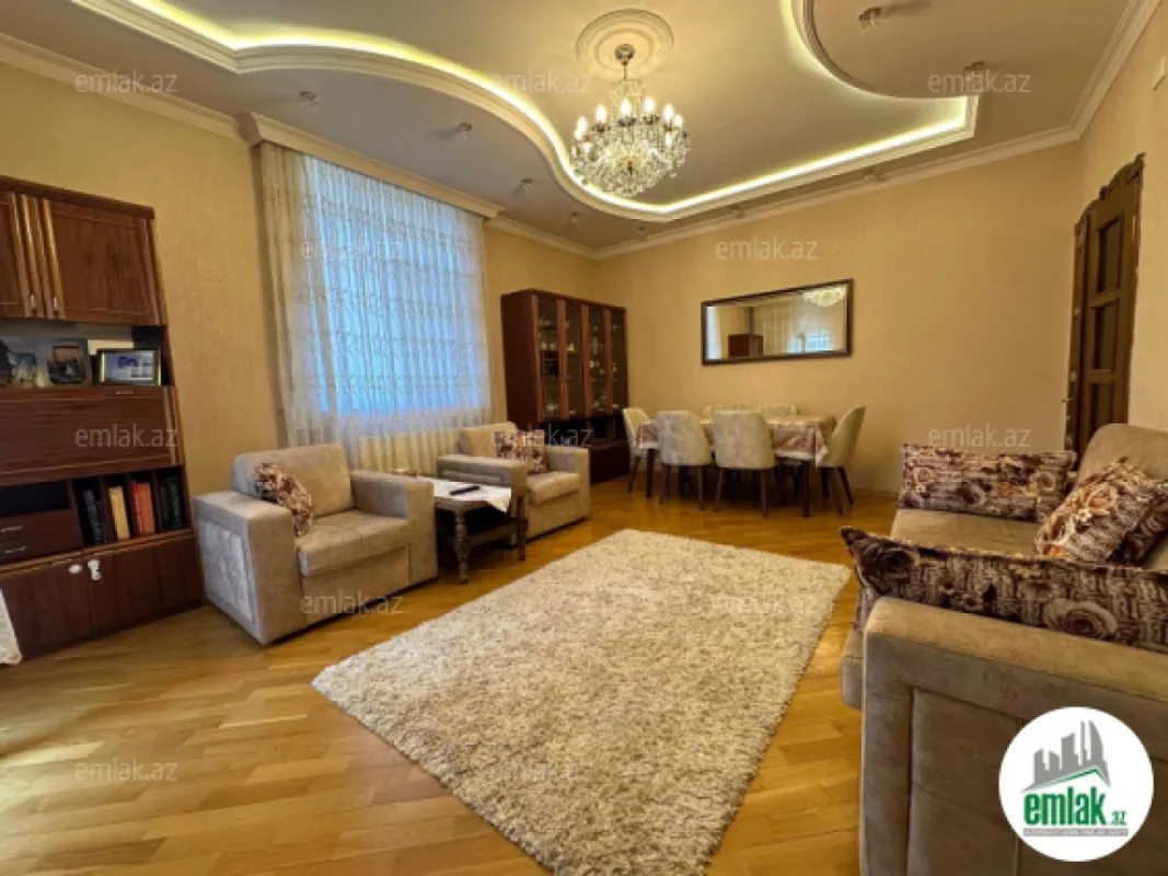 Satılır 3 otaqlı yeni tikili 140 m²